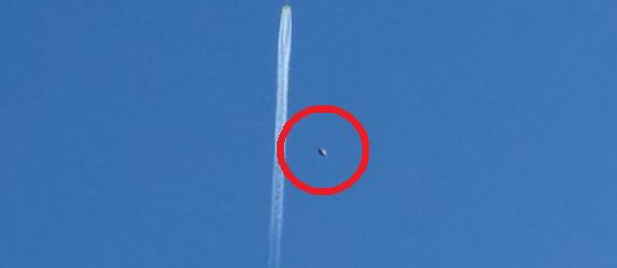 Američan náhodou objevil létající talíř na záběrech mimozemšťanů.