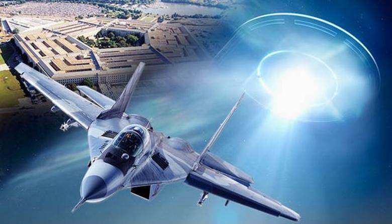 Americký pilot mluví o setkáních s UFO