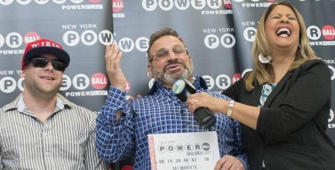 Americký instalatér netušil, že se před měsícem stal multimilionářem