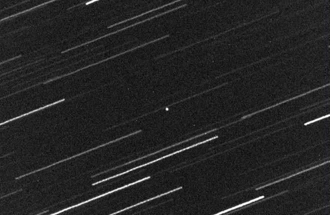 Asteroid 2016 VA letěl kolem Země v děsivě blízké vzdálenosti 