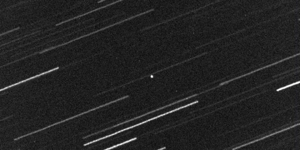 Asteroid 2016 VA letěl kolem Země v děsivě blízké vzdálenosti