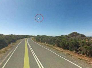 Austrálie napadena arogantními mimozemšťany