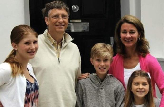 Bill Gates nedovolil svým dětem používat mobilní telefony