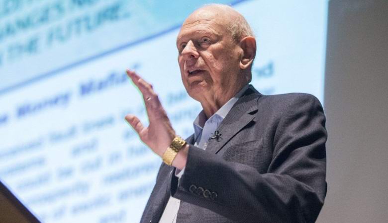 Bývalý kanadský ministr obrany vydává nové prohlášení o mimozemšťanech