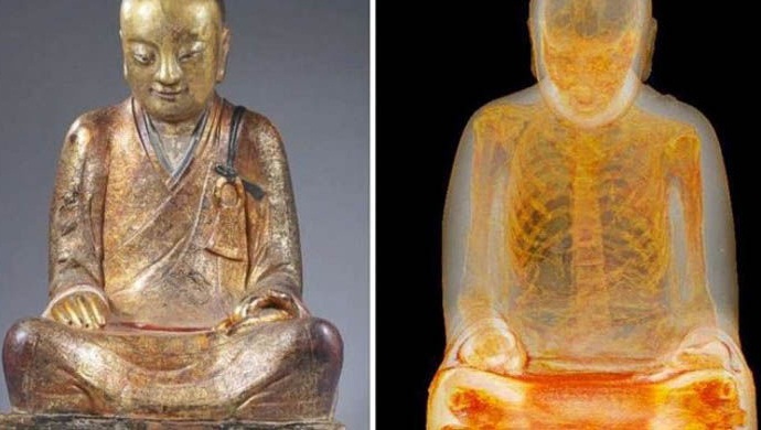 Buddhistická socha s mumií uvnitř byla v minulosti ukradena z Číny.