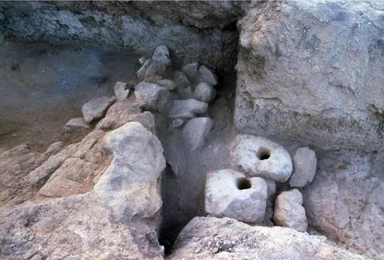 V Egyptě byly nalezeny nejstarší ze světově proslulých přístavů, postavené v době faraona Cheopsa.