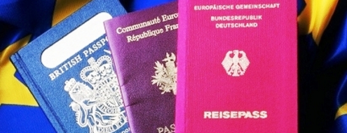 Dvojí občanství je zakázáno, ale co trojité občanství?