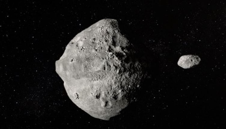 Binární asteroid letěl blízko Země rychlostí 25 000 km / h 