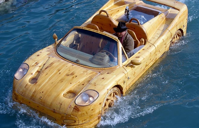 Ferrari z jednoduchého stromu