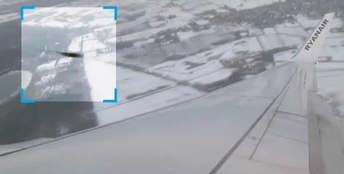 Holanďan fotografoval UFO z letadla