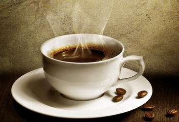 Chcete si vyvinout velmi dobrou paměť - pijte kávu!