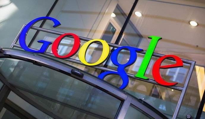 Umělá inteligence nejprve složila kus hudby