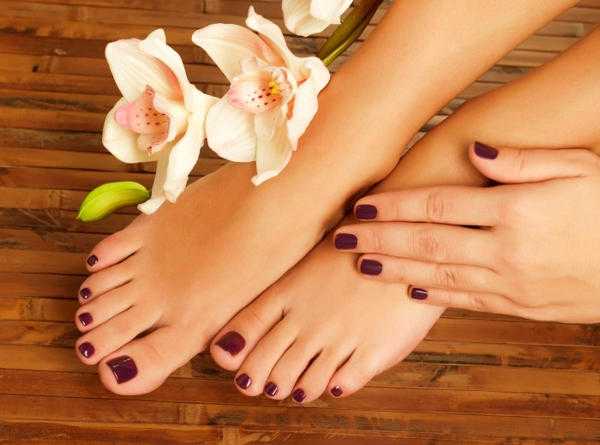 Značky na levé noze 