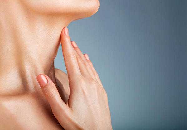 Proč může krk svědit? 