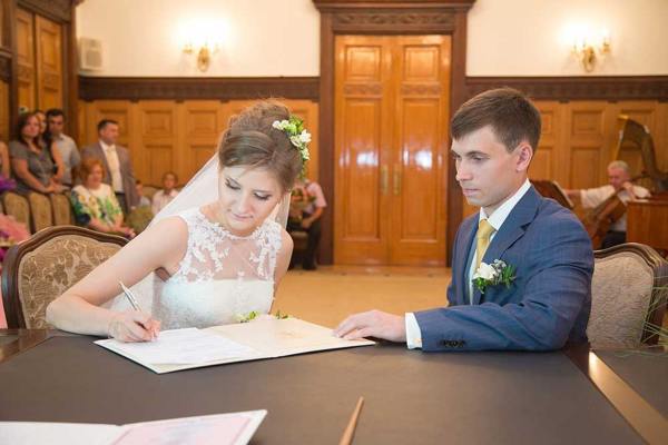 jaký je sen o registraci manželství 