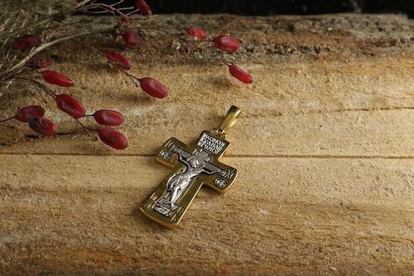 proč ztratit kříž 