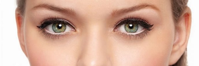 Jaké oči - taková je postava