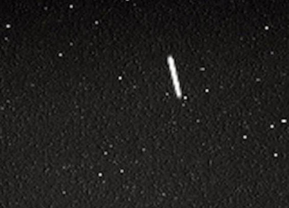 Roverova kamera natočila válcový UFO