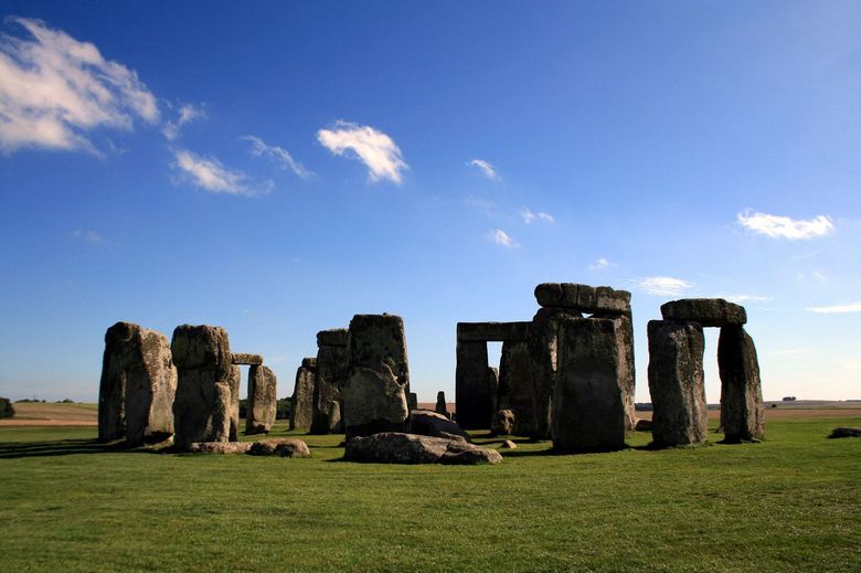 Kameny Stonehenge byly dodány přes 230 kilometrů