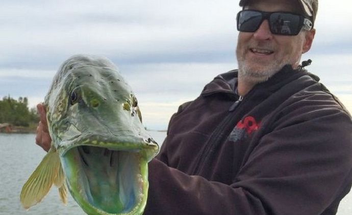 Kanaďan chytil kouzelnou štiku