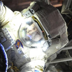 Astronauti vytvořili rekord kvůli rozbitým kamerám