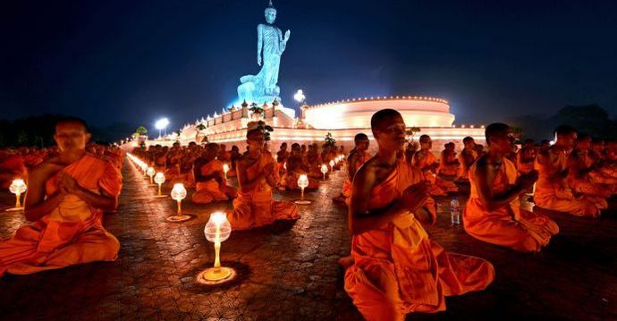 Levitace: božský zázrak nebo vrozená schopnost člověka?