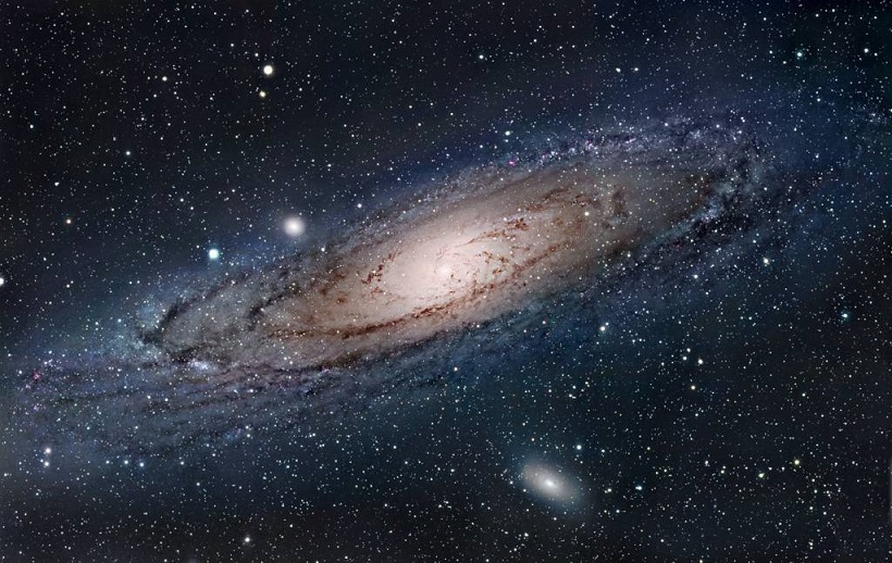 Žijeme v zakřivené galaxii: to, co objevili astronomové.