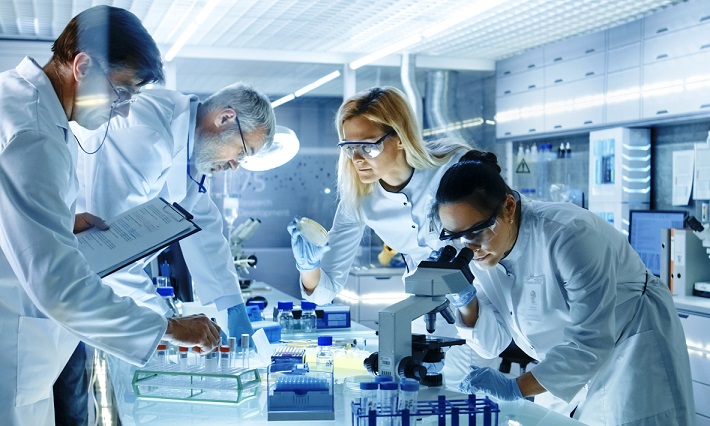 Poprvé byla na 3D tiskárně natištěna lidská kůže s krevními cévami.