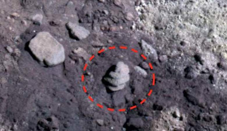 Obří mušle na Marsu