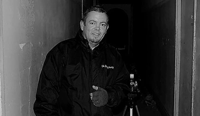 Duch byl odstraněn na opuštěné letecké základně.