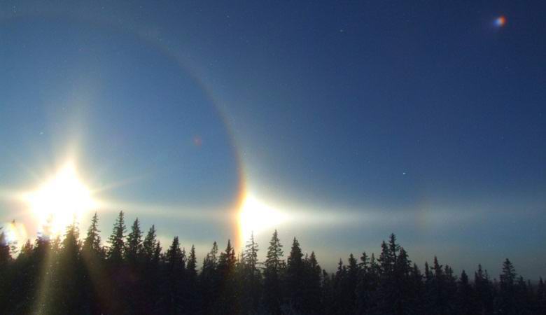 Na Tyumen se fotografovalo dvojité slunce