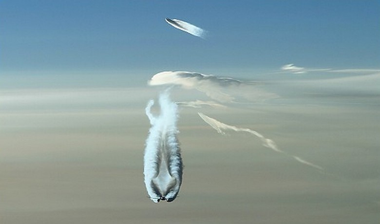 UFO upustilo od přistání přes jižní Kalifornii