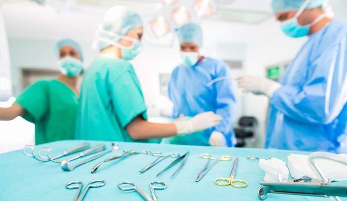 Našel druhého dobrovolníka pro transplantaci hlavy