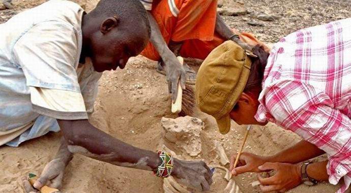 Stopy první lidské války nalezeny