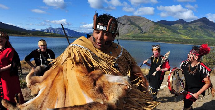 Lidé na Havaji a na Aljašce žádají o návrat své svobody.