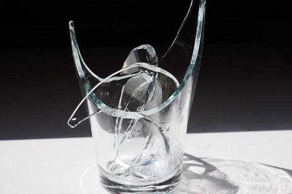 Lidové značky o rozbitém skle 