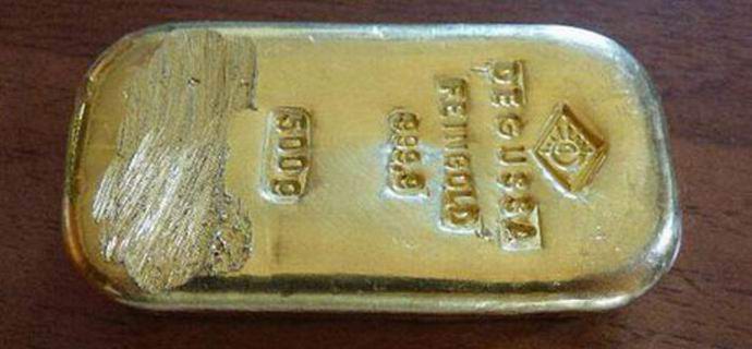 Německý bather našel v jezeře půl kilogramu zlatého prutu