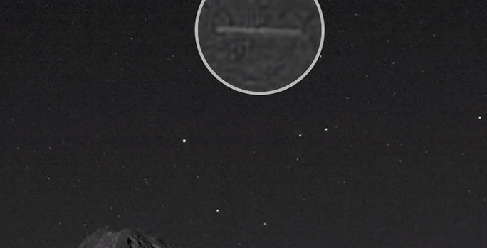 Neidentifikované létající objekty nad sopkami