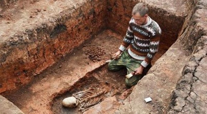 Byl nalezen cizí kostra?