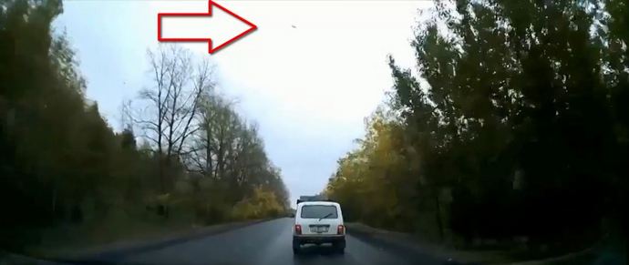 UFO způsobil dopravní nehodu