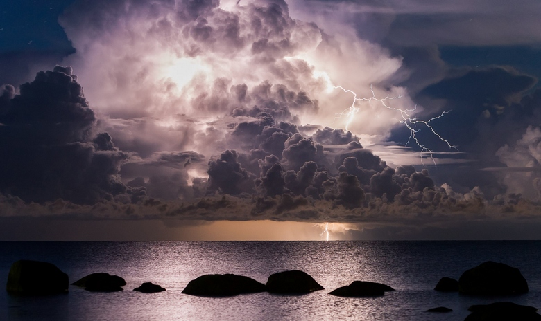 UFO létal během bouřky z Baltského moře