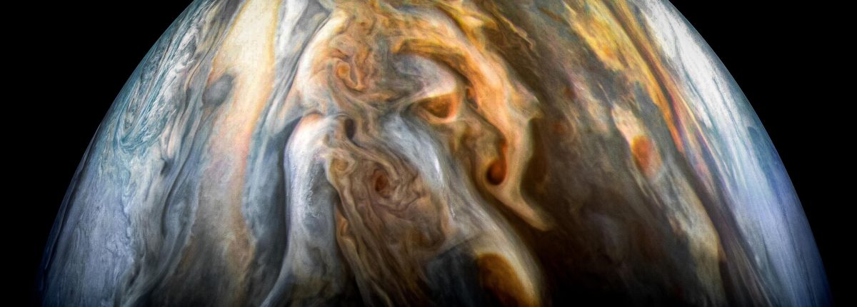 Nové údaje o Jupiteru: mnohem více vody, než se očekávalo 