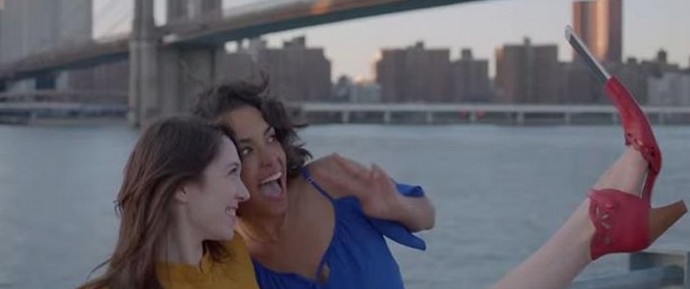 O jedinečných botách pro focení selfie