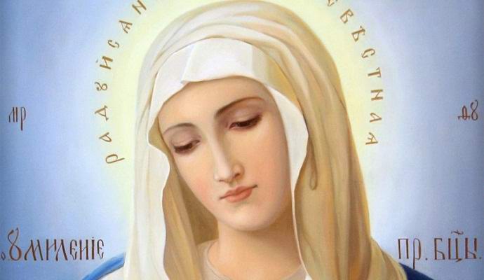 Obraz Panny byl vyfotografován v cloudu