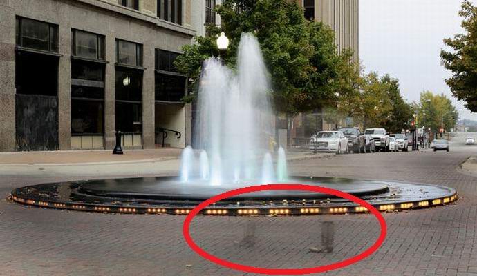 Strašidelné boty obešly americké město