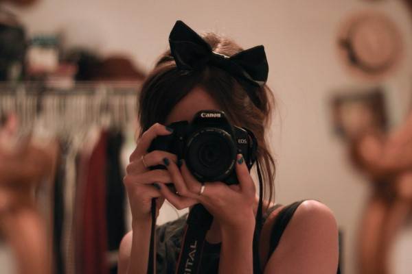 proč nemůžete fotit přes zrcadlo 