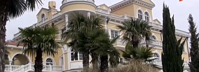 Proč Krym pronásleduje ukrajinské oligarchy?