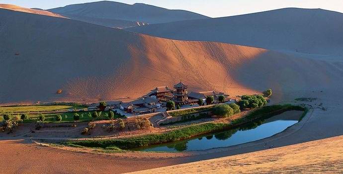 Pod čínskou pouští našel podzemní oceán