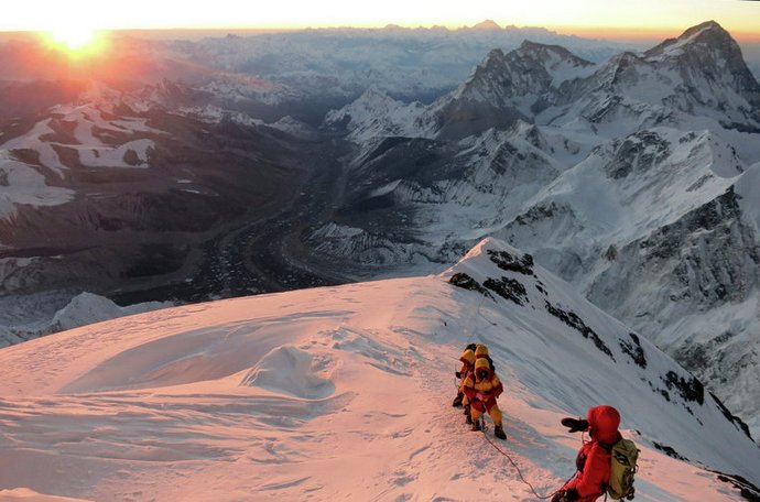 Po zemětřesení v Nepálu Mount Everest odmítl.