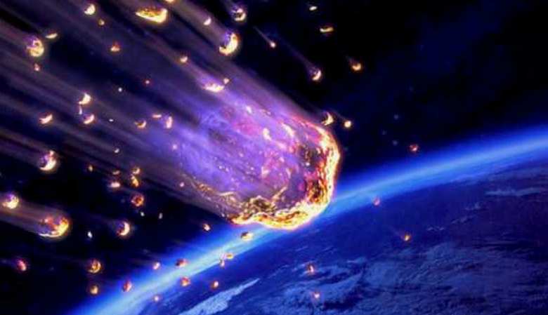 Během podzimu nad Arizonou jasně osvětlil meteor, který vyděsil obyvatele hlavního města.